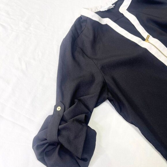 Black Collar Exposed with Roll up Sleeve Blouse Size M - Picture 6 of 15